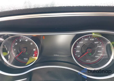 2015 Dodge Charger Srt 392 z USA, uszkodzony, nr VIN 2C3CDXEJ3FH915557